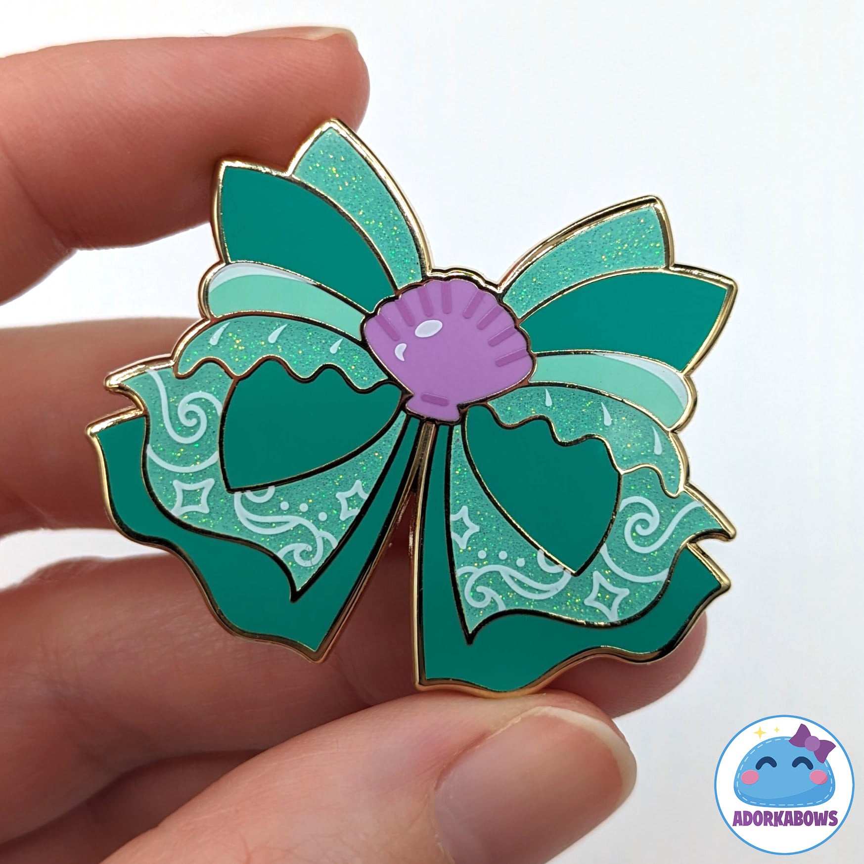 Royal Magic Bow Pin: Mermaid Princess - Image 6