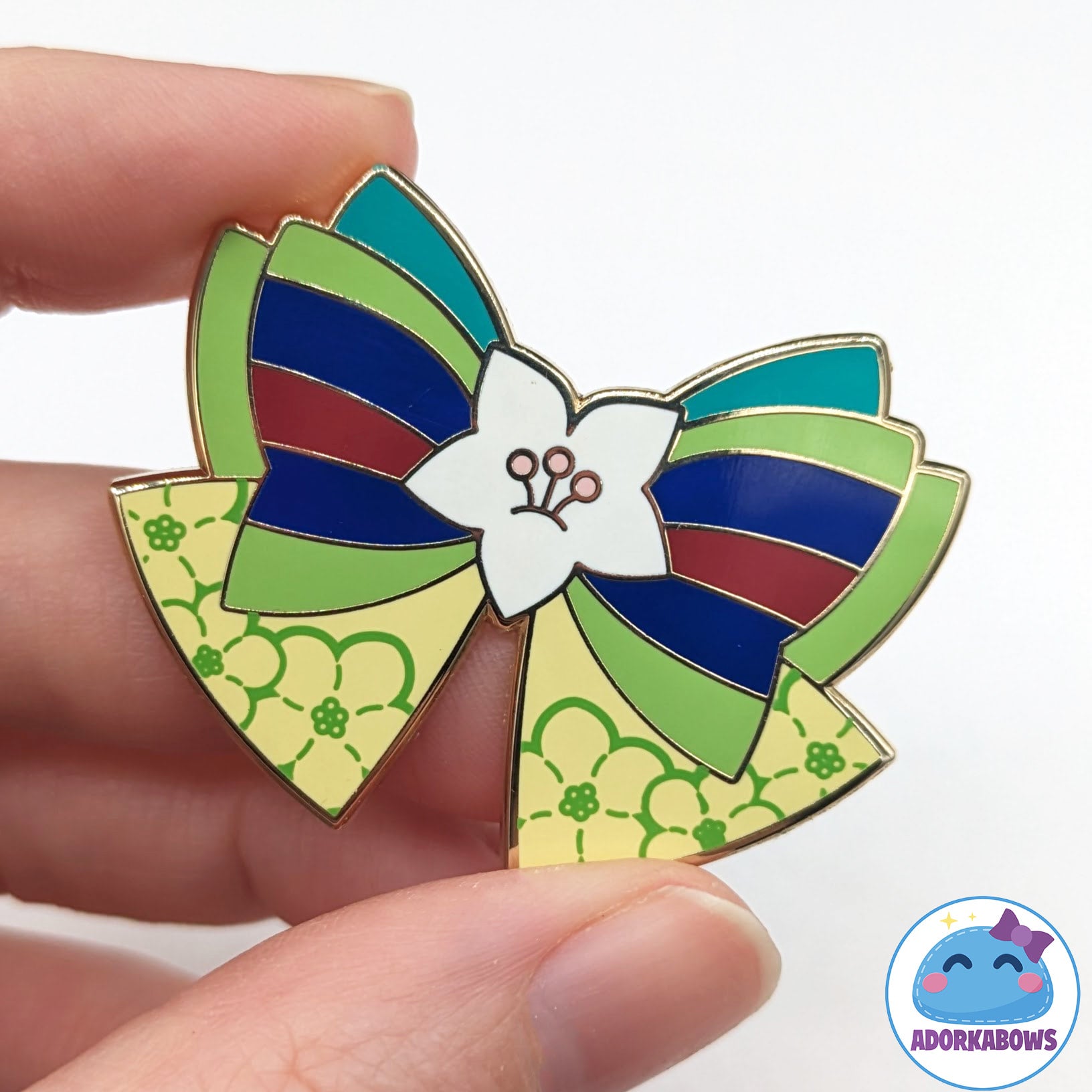 Royal Magic Bow Pin: Magnolia Princess - Image 4