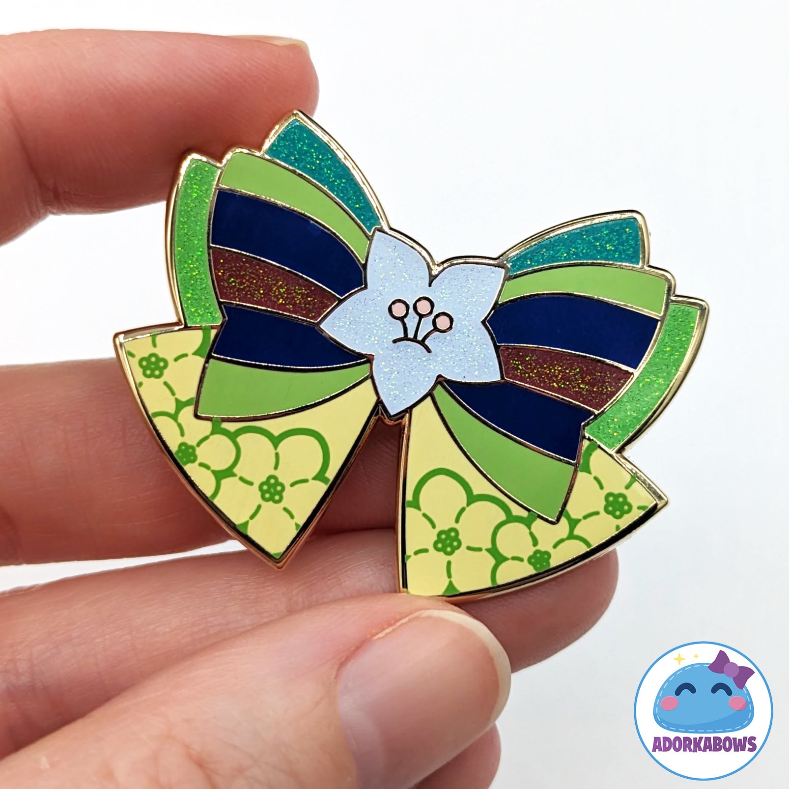 Royal Magic Bow Pin: Magnolia Princess - Image 6