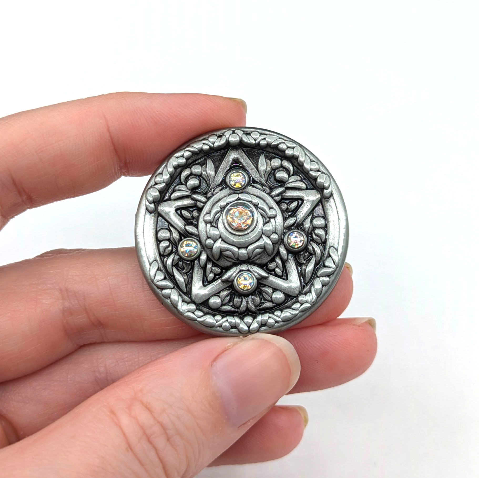 Crystal Mini Brooch - AmunetGFX Mini Moon Collab - Image 2