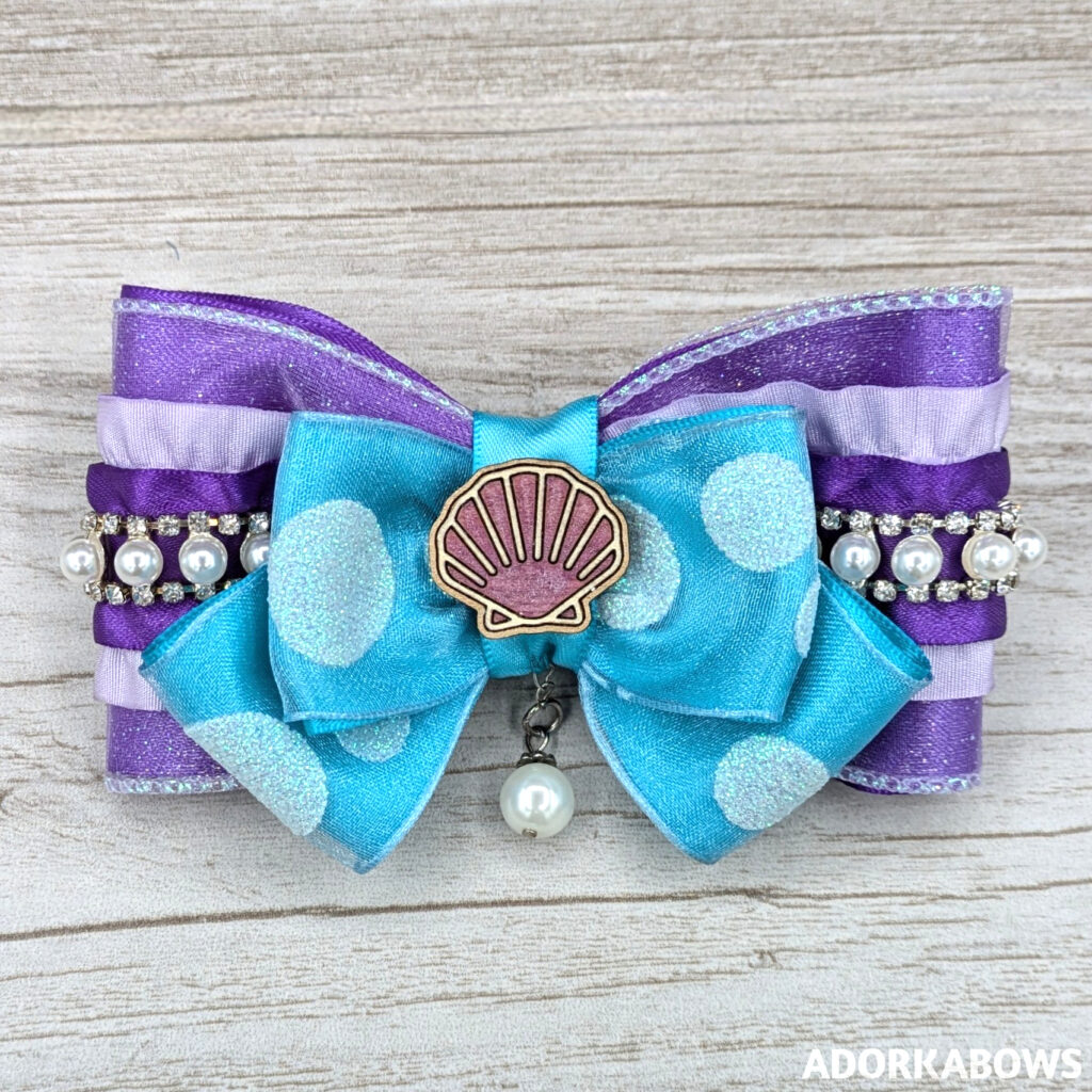 Center by Nekojin Designs